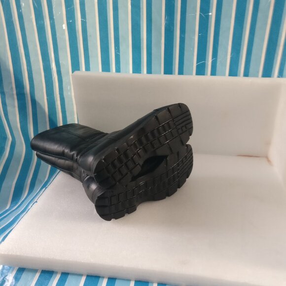 37/6us La Canadienne Mouton Tall Shearling Boot for extreme winter rated -45 deg - Picture 3 of 8